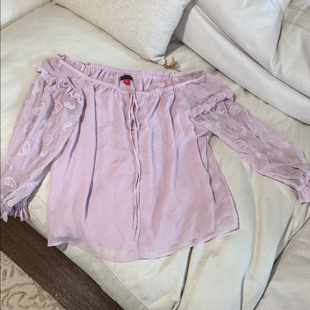 Vince Camuto Lavender Off-Shoulder Blouse